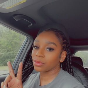 Meet your Posher, Jori